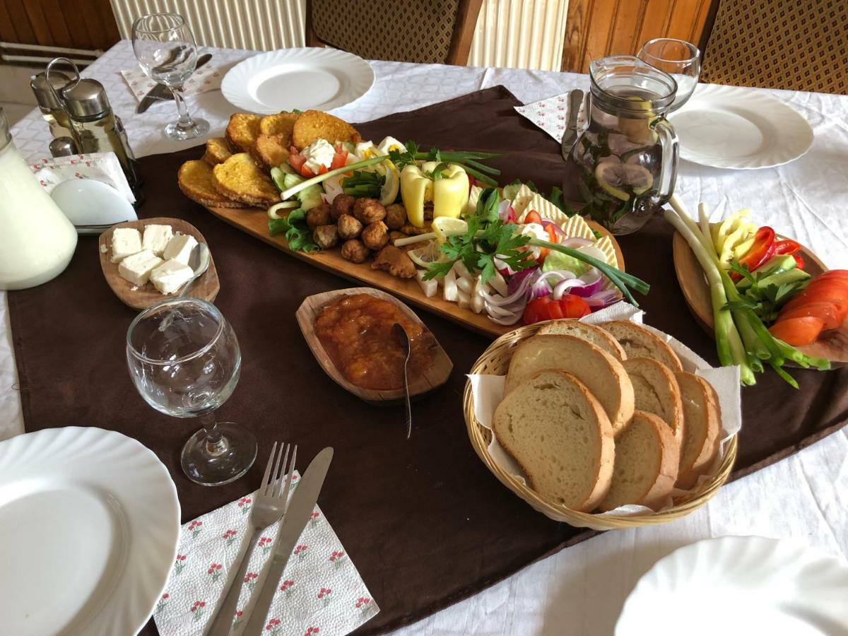 Pensiunea Casa Mariuca Văleni Екстериор снимка
